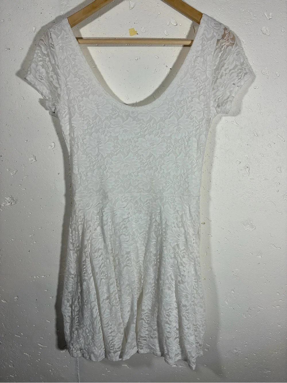 Abercrombie & Fitch Lace Scoop Neck Dress